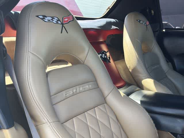 Thumbnail: 1998 Chevrolet Corvette - 17