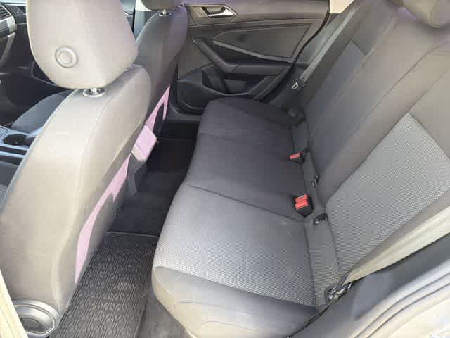 Thumbnail: 2021 Volkswagen Jetta - 16