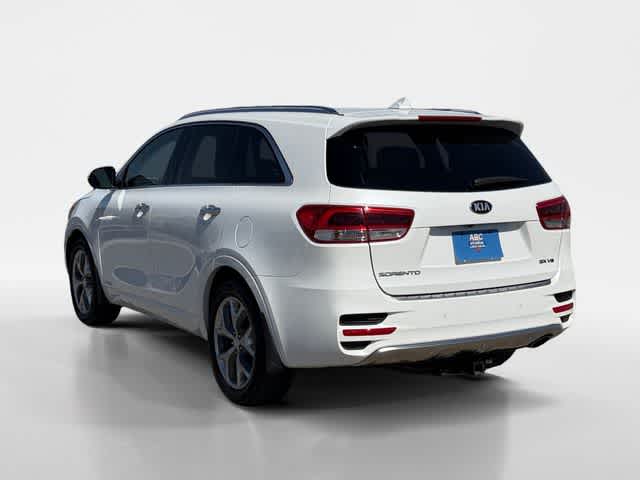 Thumbnail: 2016 Kia Sorento - 3