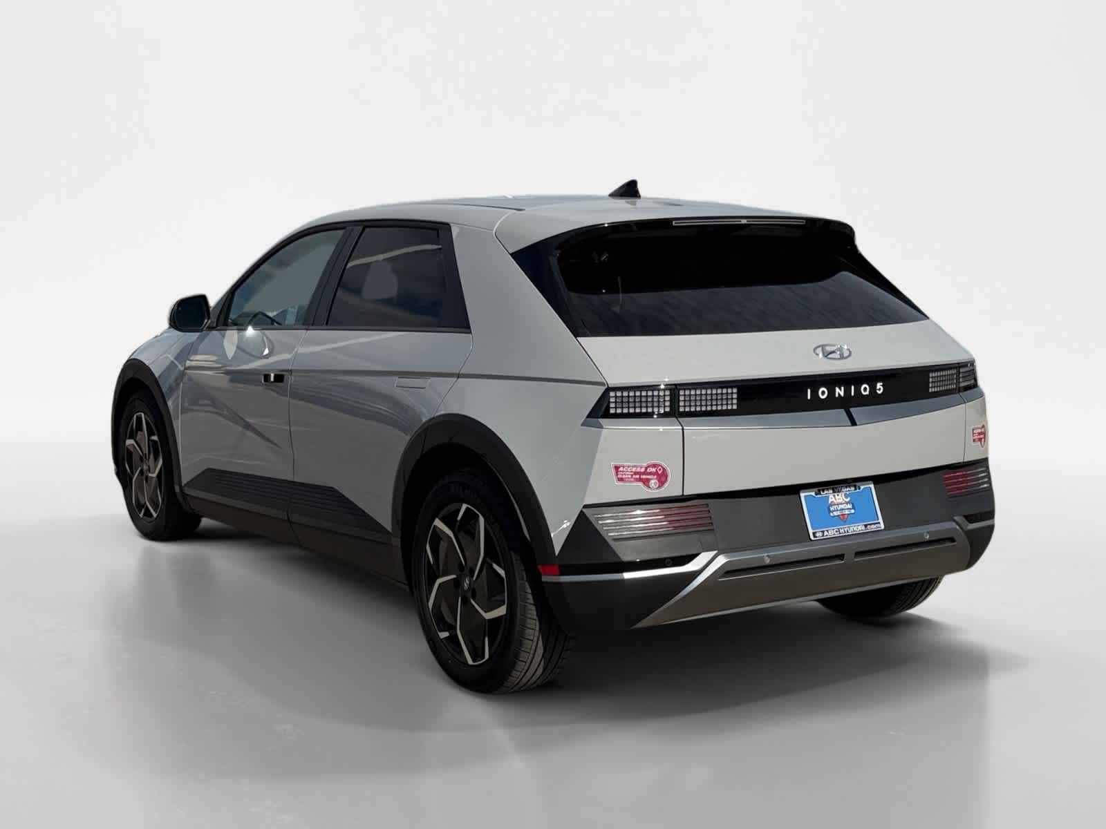 Thumbnail: 2024 Hyundai Ioniq 5 - 3