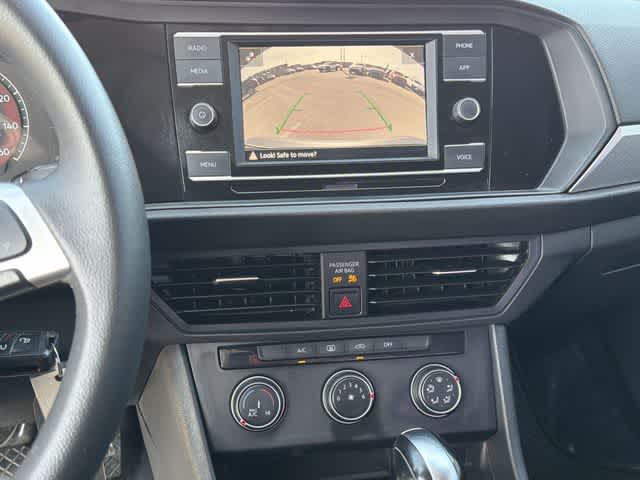 Thumbnail: 2021 Volkswagen Jetta - 20