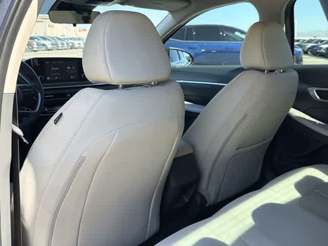 Thumbnail: 2023 Hyundai Sonata - 15