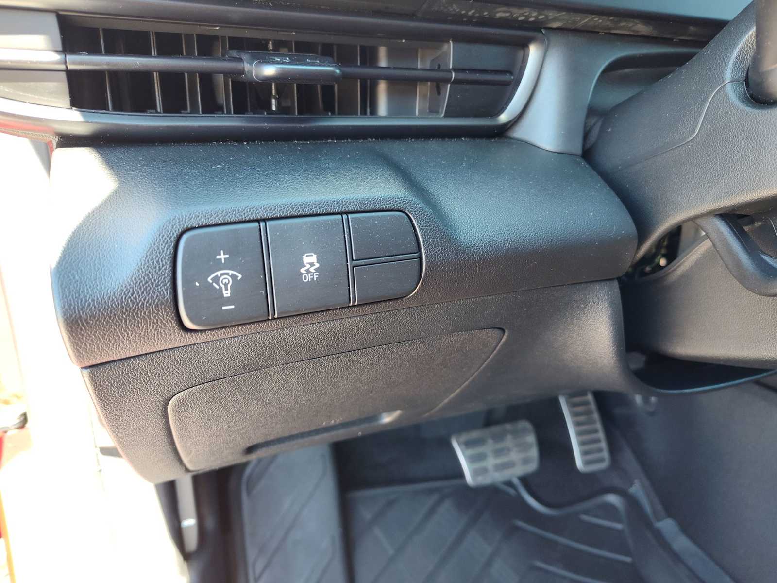 Thumbnail: 2025 Hyundai Elantra - 15