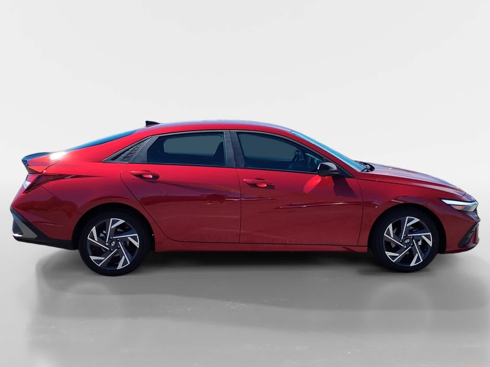 Thumbnail: 2025 Hyundai Elantra - 7