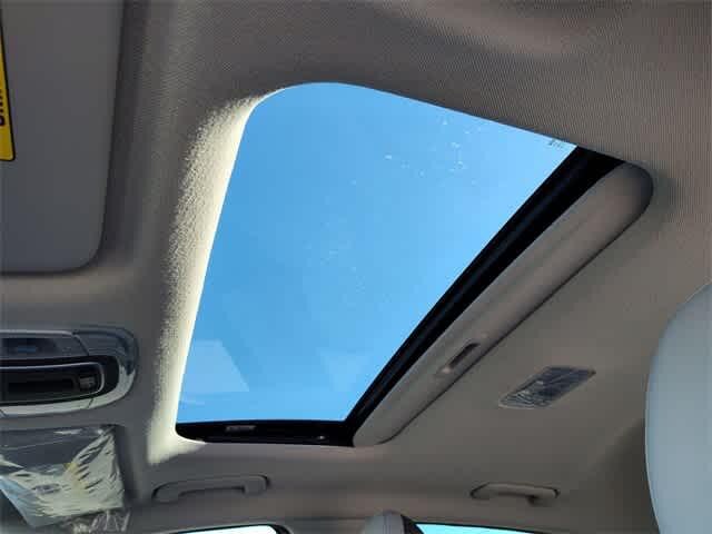 Thumbnail: 2026 Hyundai Elantra - 17