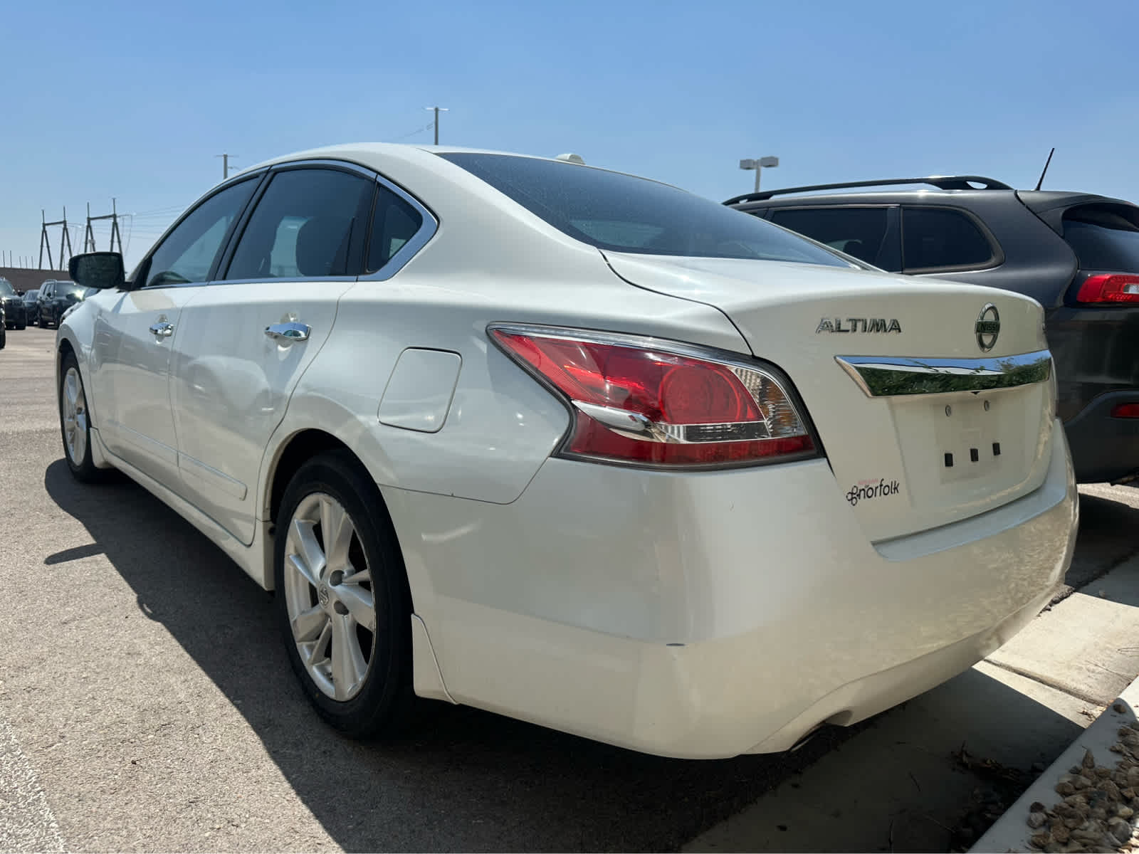 Thumbnail: 2015 Nissan Altima - 8