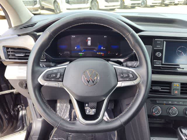 Thumbnail: 2022 Volkswagen Taos - 19
