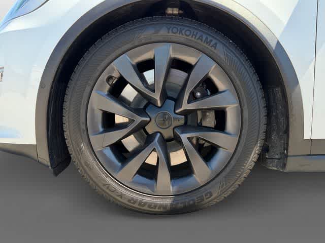 Thumbnail: 2023 Tesla Model X - 9