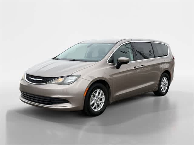 Thumbnail: 2017 Chrysler Pacifica - 7