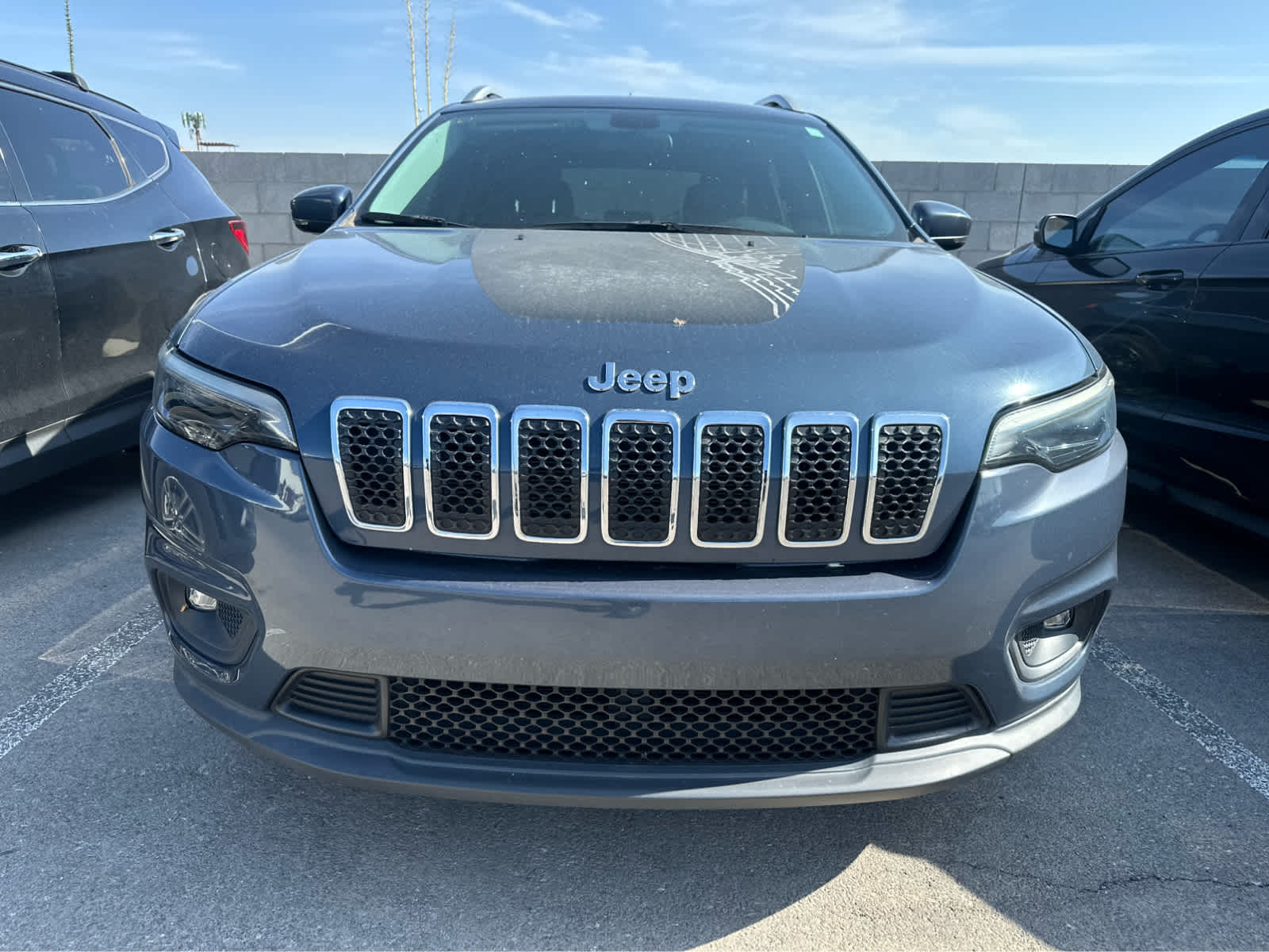 Thumbnail: 2020 Jeep Cherokee - 3