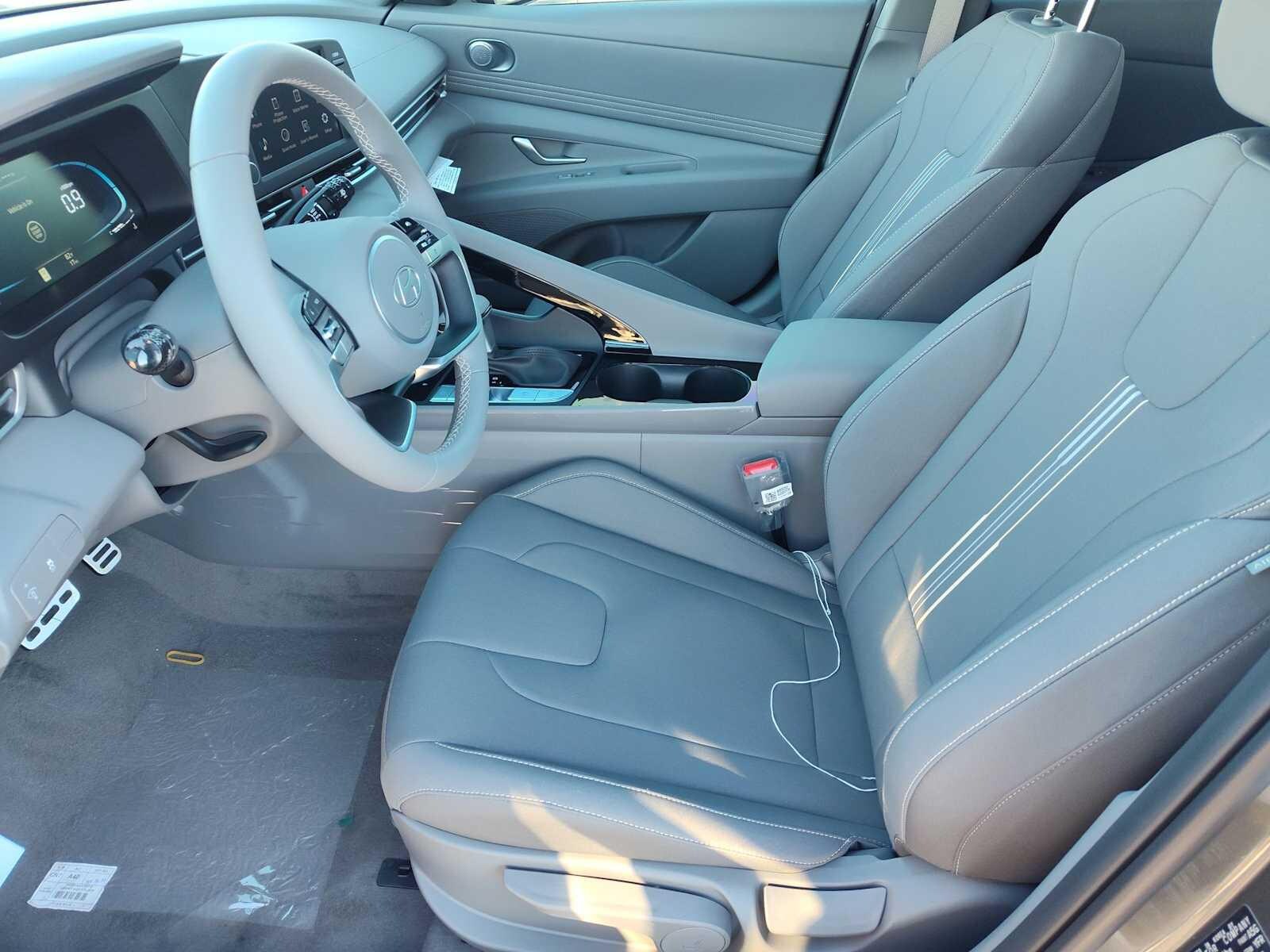 Thumbnail: 2026 Hyundai Elantra - 10