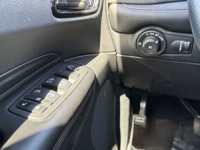 Thumbnail: 2022 Dodge Durango - 15