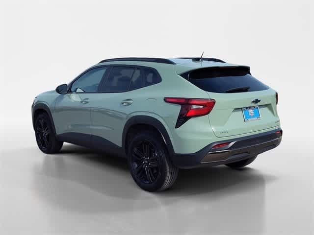 Thumbnail: 2025 Chevrolet Trax - 8