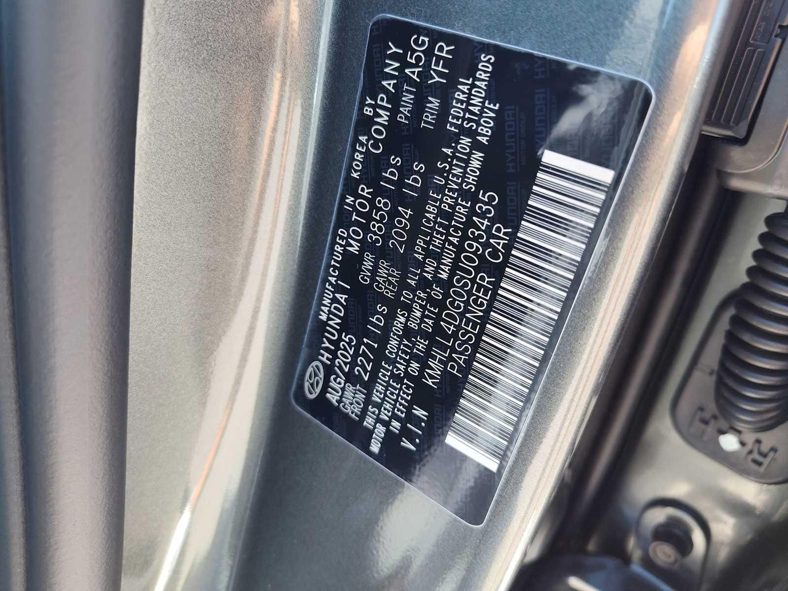 Thumbnail: 2025 Hyundai Elantra - 27