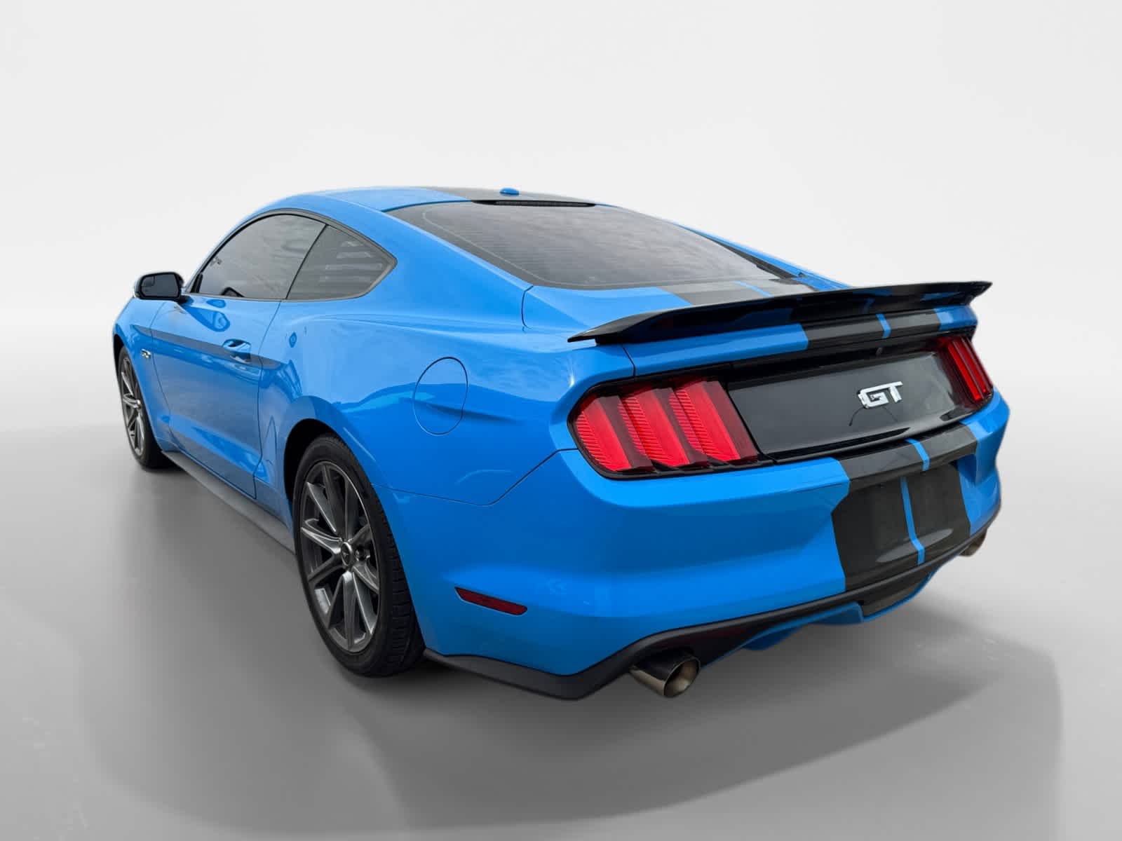 Thumbnail: 2017 Ford Mustang - 4
