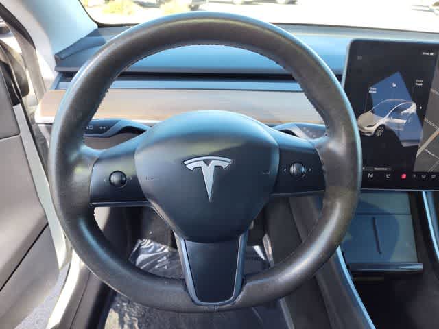 Thumbnail: 2020 Tesla Model Y - 21