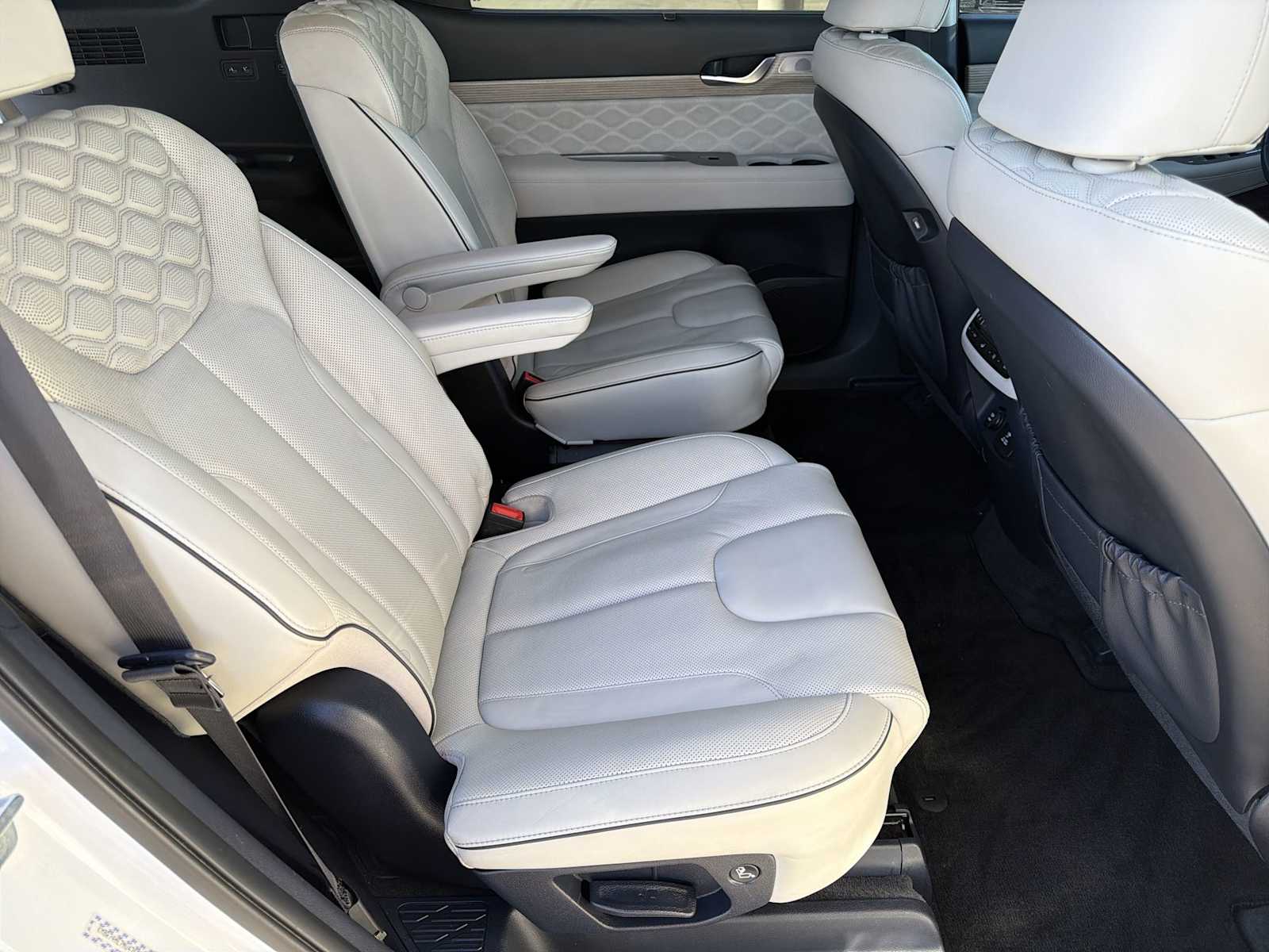 Thumbnail: 2022 Hyundai Palisade - 19