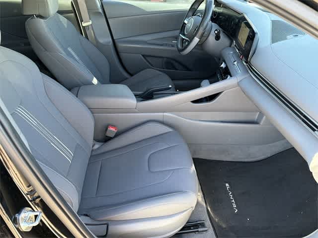 Thumbnail: 2024 Hyundai Elantra - 18