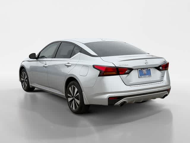 Thumbnail: 2022 Nissan Altima - 3