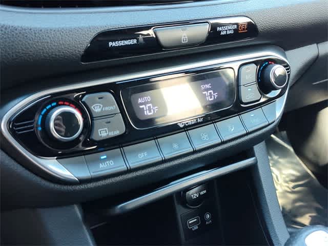 Thumbnail: 2020 Hyundai Elantra - 21