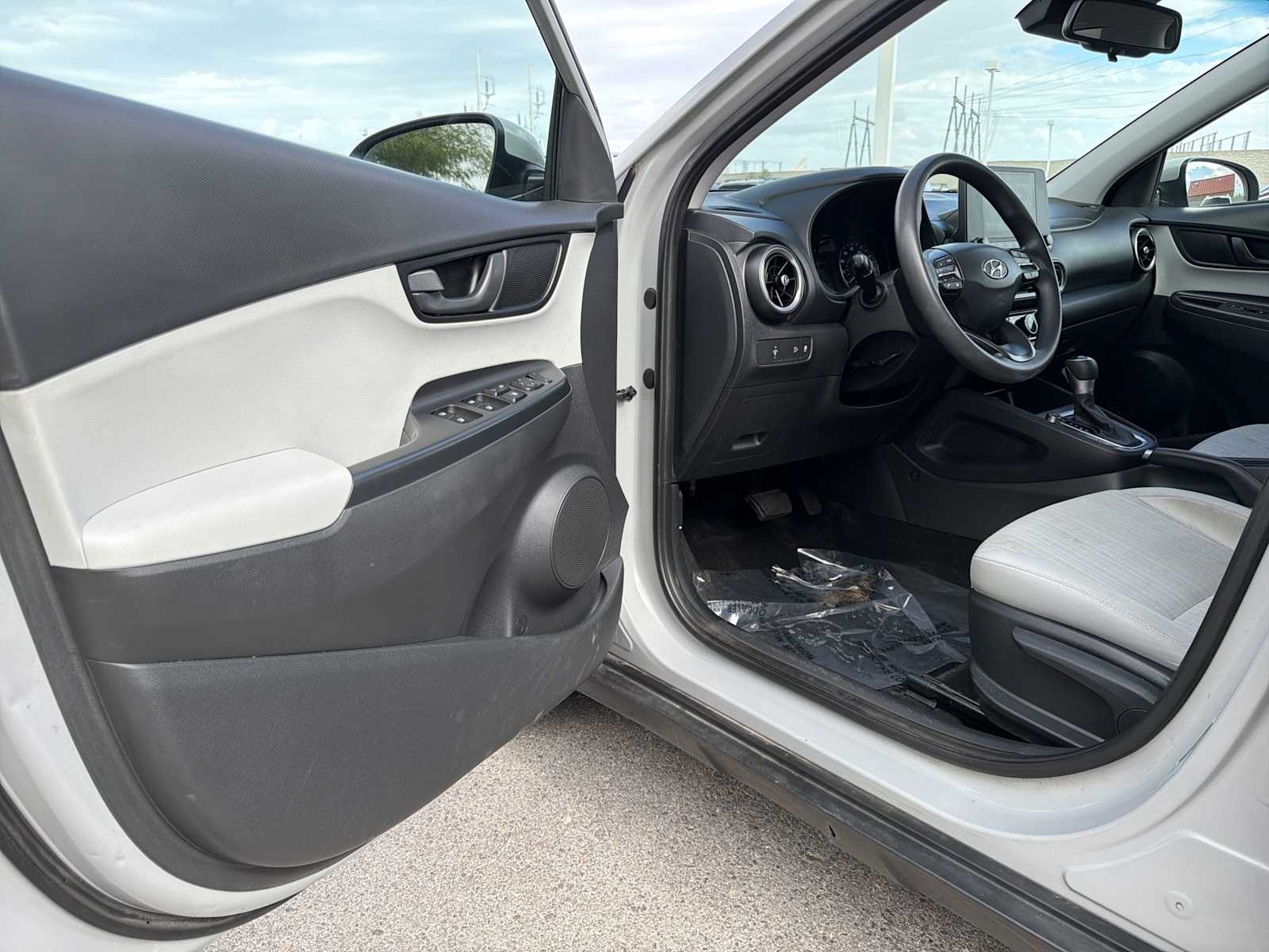 Thumbnail: 2022 Hyundai Kona - 15