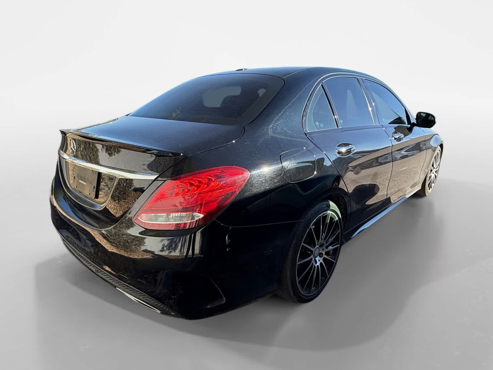 Thumbnail: 2017 Mercedes-Benz C-Class - 3