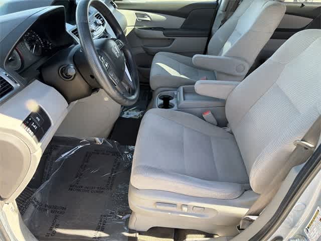 Thumbnail: 2012 Honda Odyssey - 14