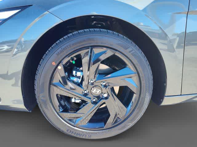 Thumbnail: 2026 Hyundai Elantra - 10