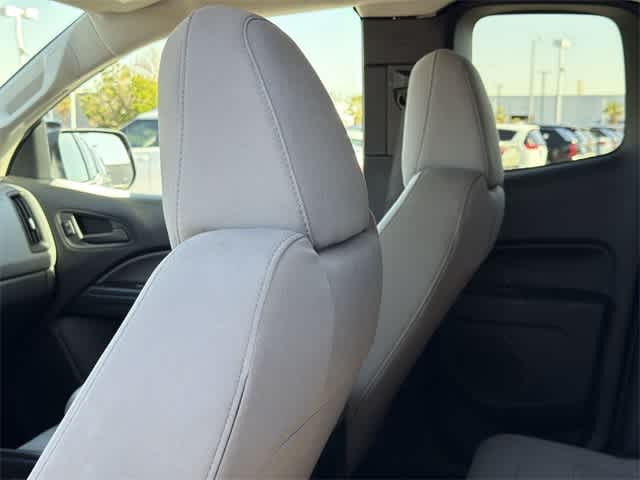 Thumbnail: 2018 Chevrolet Colorado - 20