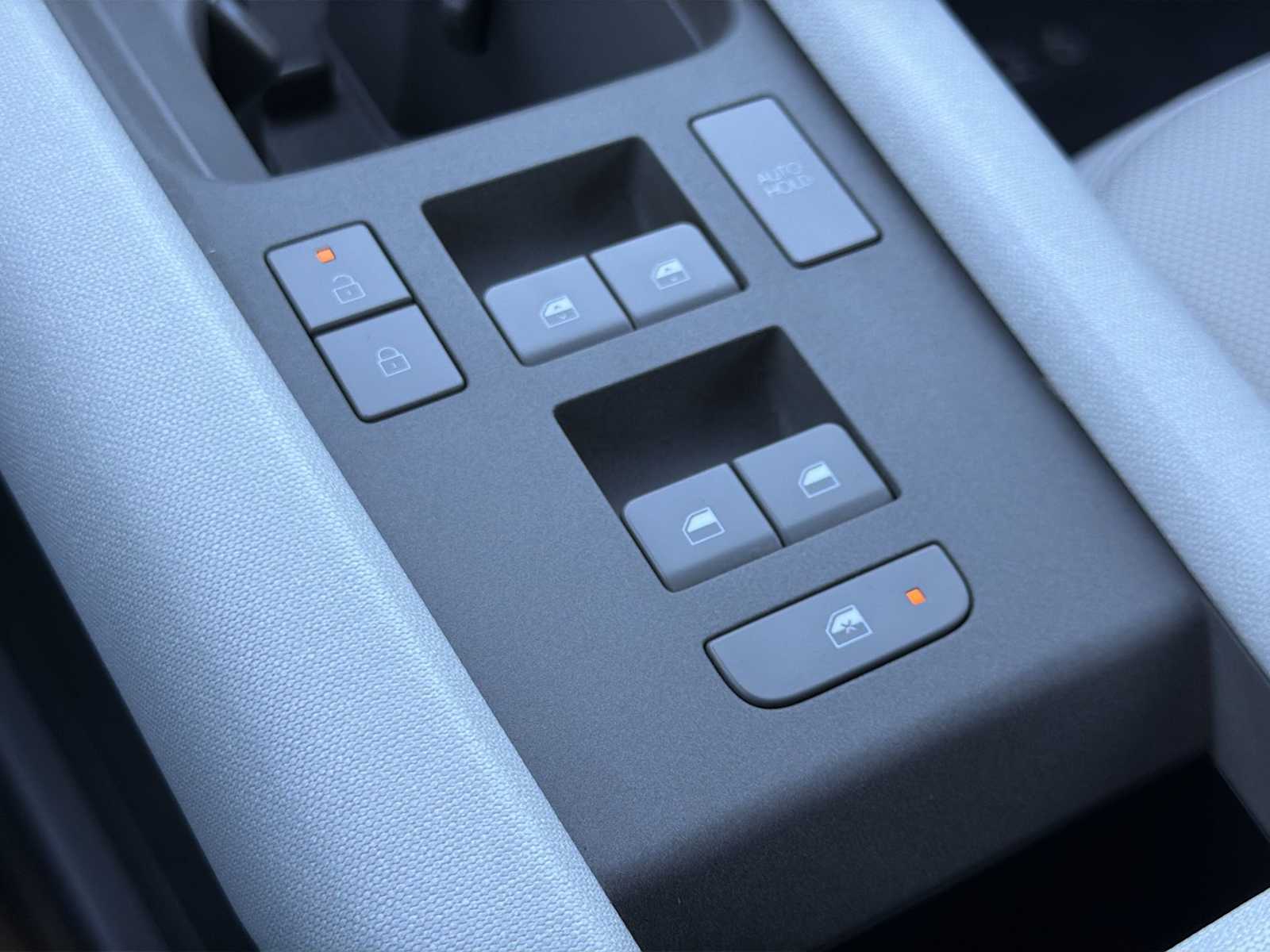 Thumbnail: 2025 Hyundai Ioniq 6 - 19