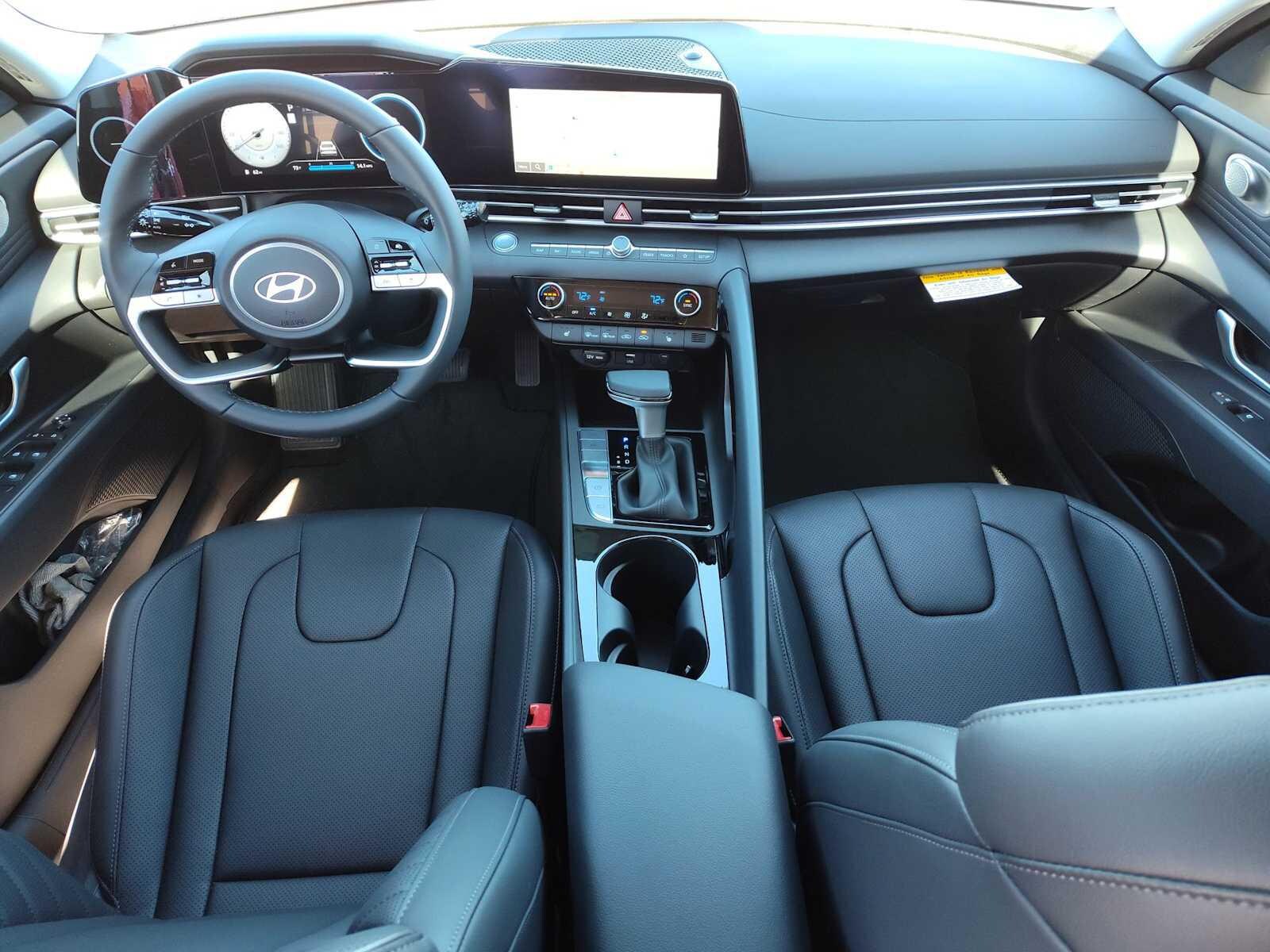 Thumbnail: 2025 Hyundai Elantra - 12