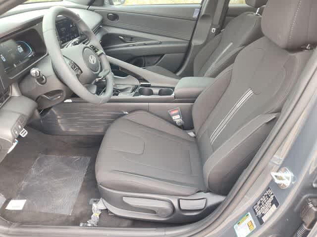 Thumbnail: 2026 Hyundai Elantra - 11