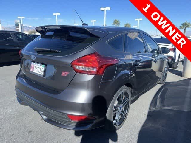 Thumbnail: 2018 Ford Focus - 4