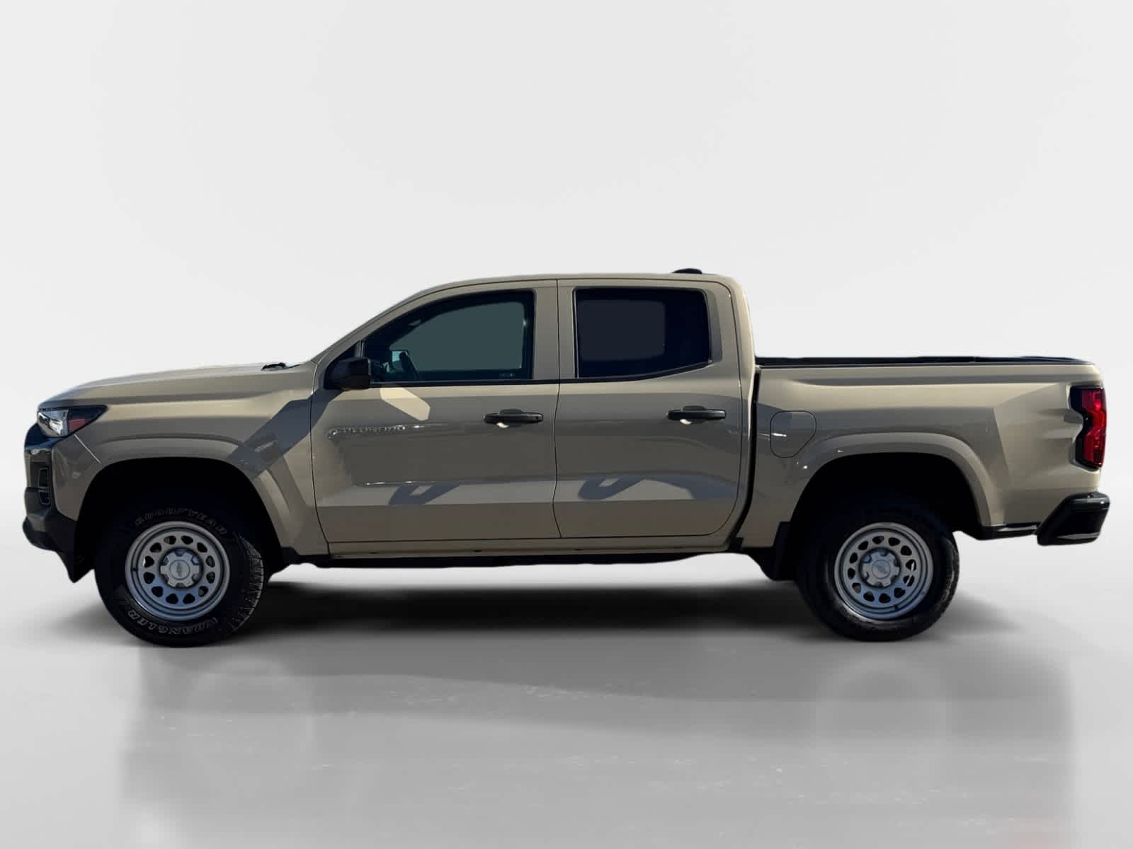 2023 Chevrolet Colorado Work Truck photo 2