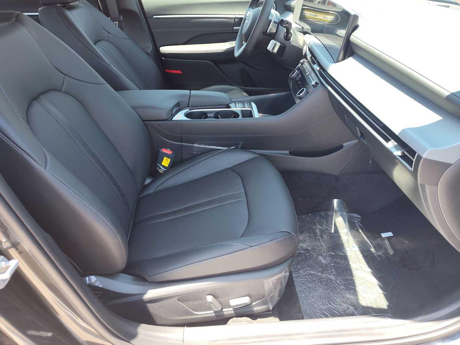 Thumbnail: 2025 Hyundai Sonata - 19