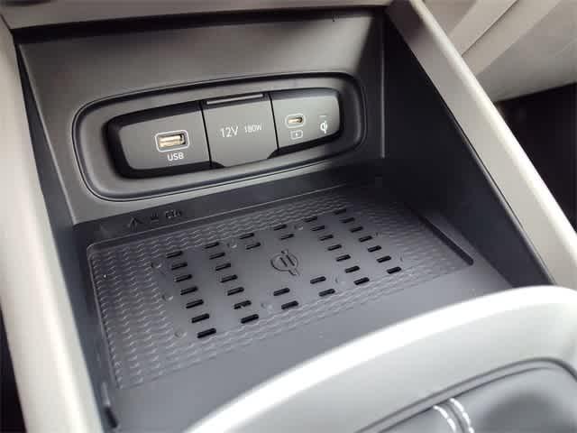 Thumbnail: 2026 Hyundai Venue - 24