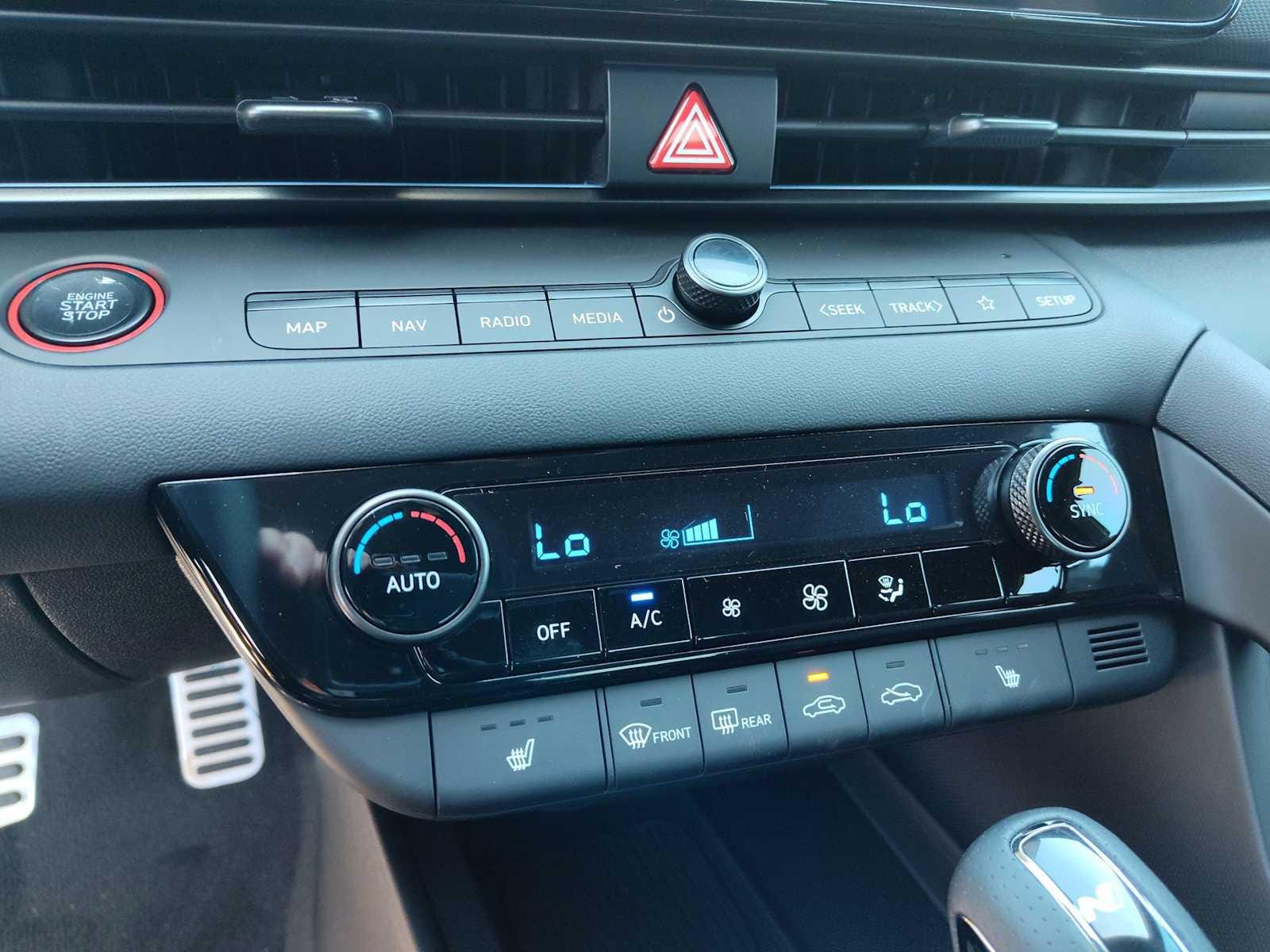 Thumbnail: 2025 Hyundai Elantra - 22