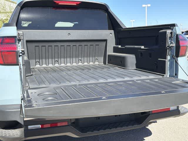 Thumbnail: 2024 Hyundai Santa Cruz - 25