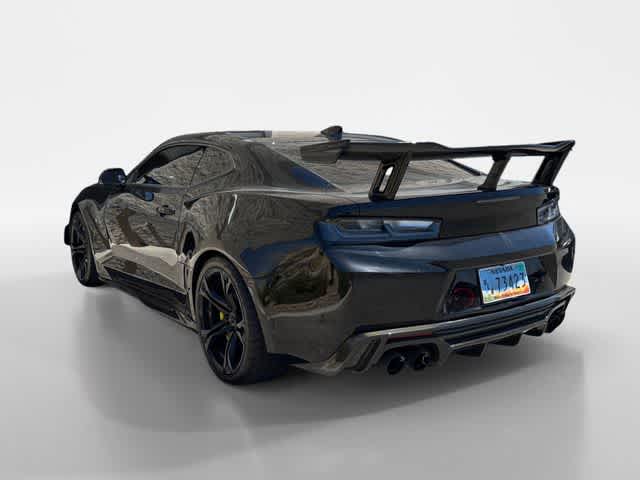 Thumbnail: 2017 Chevrolet Camaro - 4