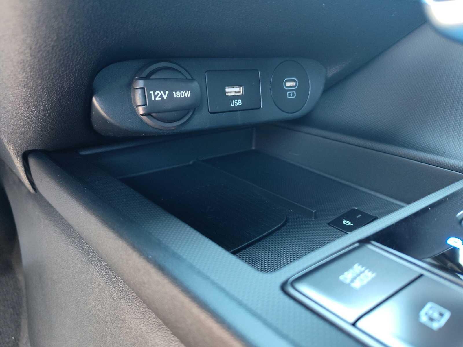 Thumbnail: 2025 Hyundai Elantra - 23