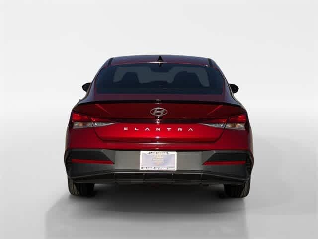 Thumbnail: 2026 Hyundai Elantra - 4