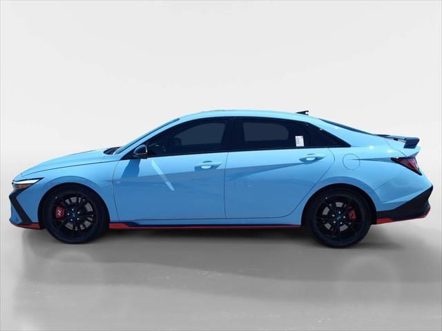 2025 Hyundai Elantra SE 3