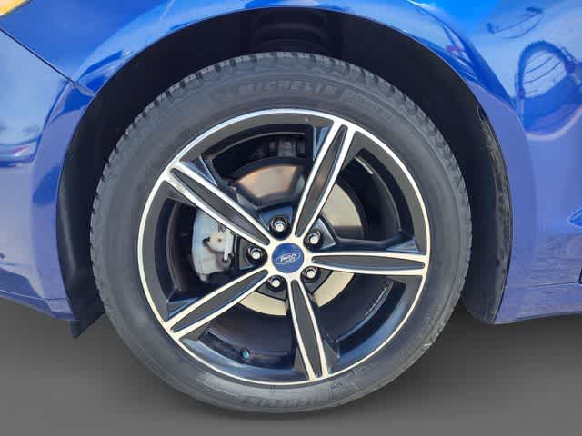 Thumbnail: 2015 Ford Fusion - 10