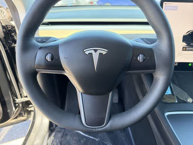 Thumbnail: 2023 Tesla Model Y - 19