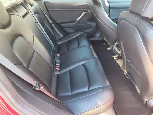 Thumbnail: 2018 Tesla Model 3 - 21