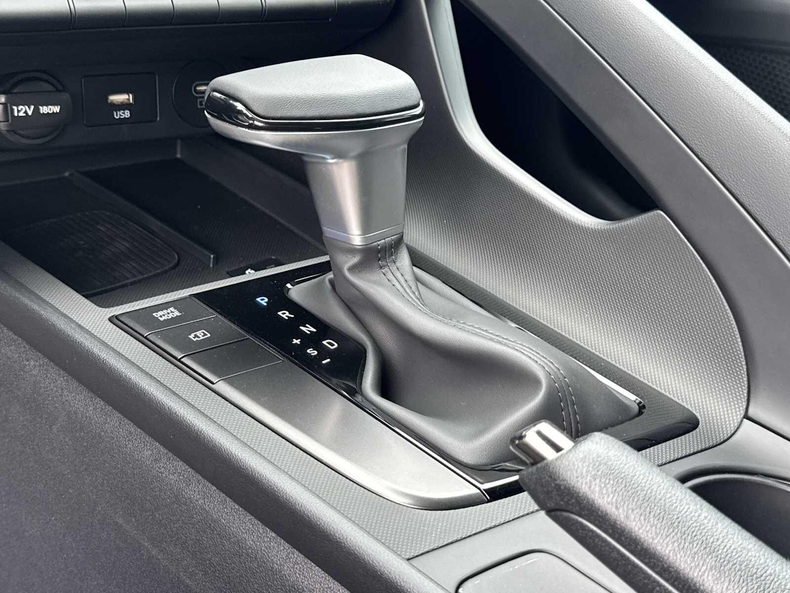 Thumbnail: 2025 Hyundai Elantra - 29