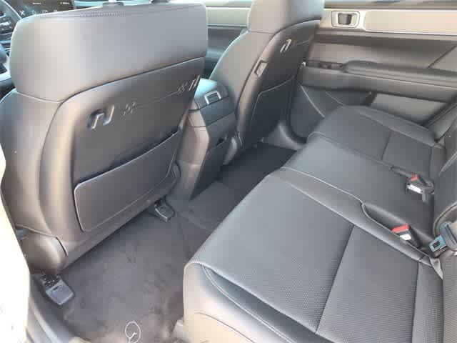 Thumbnail: 2026 Hyundai Santa Fe - 15