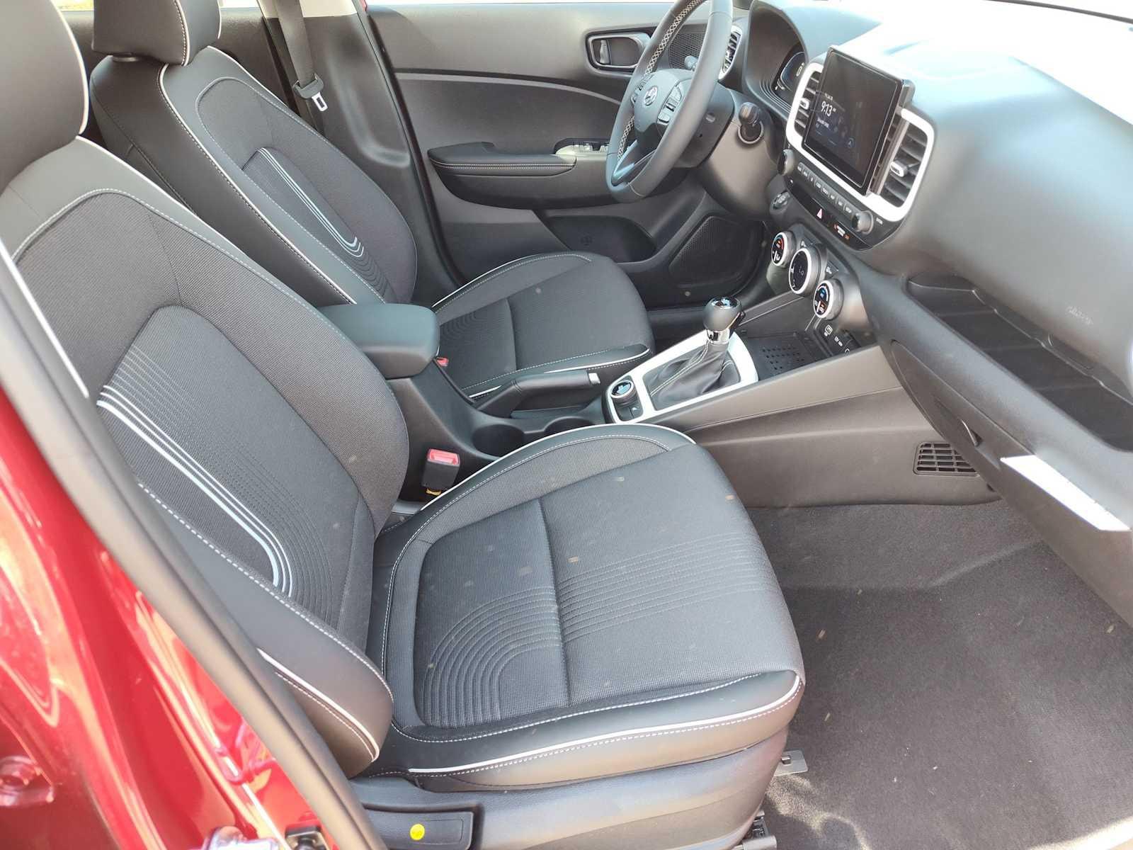 Thumbnail: 2025 Hyundai Venue - 18