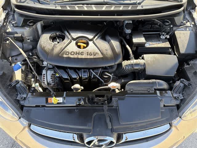 Thumbnail: 2013 Hyundai Elantra - 18