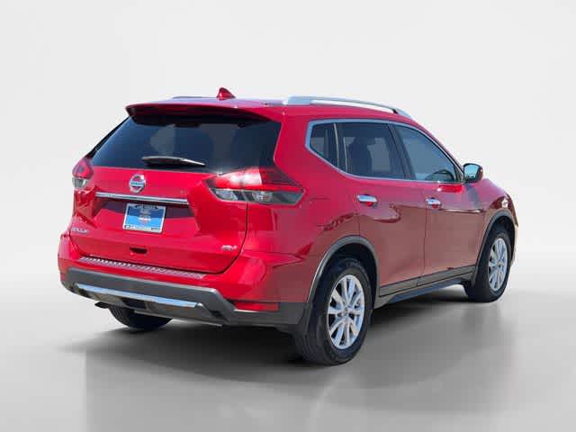 Thumbnail: 2017 Nissan Rogue - 5